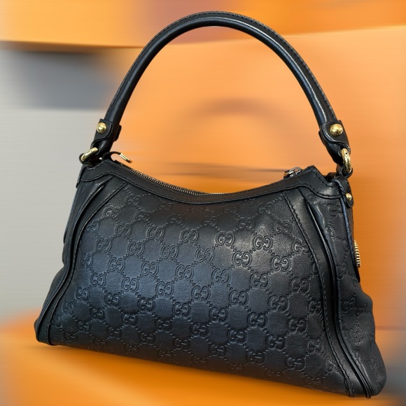 GUCCI Guccissima Leather Scarlett Hobo Bag EUC - Picture 5 of 16